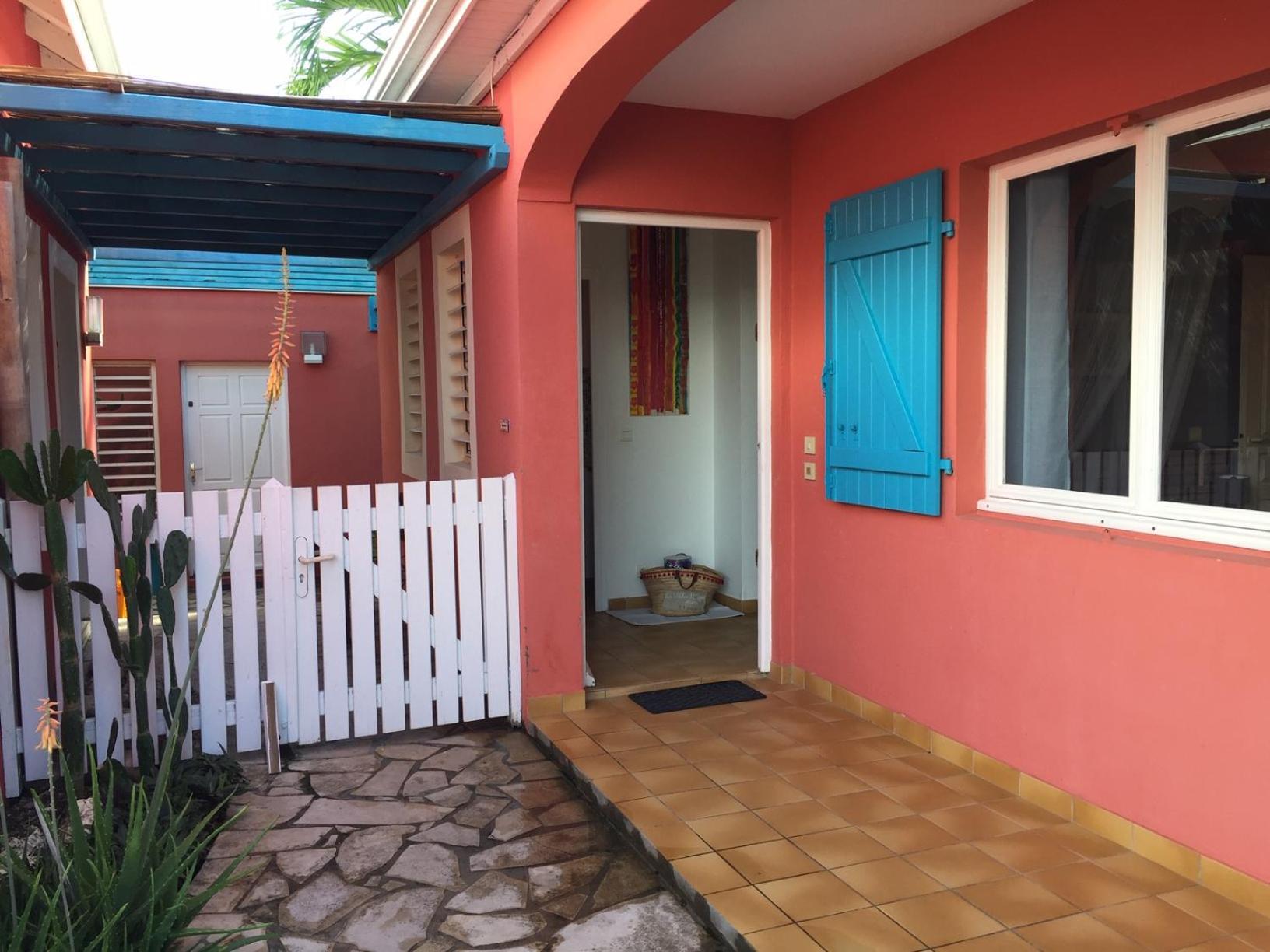 Villa Les Saintes 4/5 P A 50M De La Plage De L'Anse De Mancillier Exterior photo